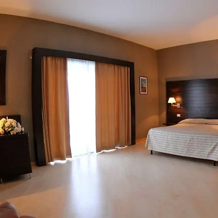 Hotel Diecimare 3*