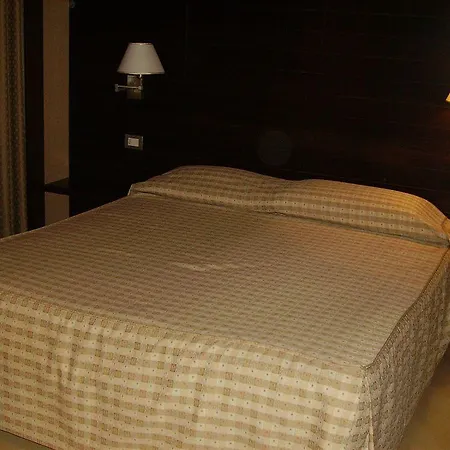 Hotel Diecimare 3*