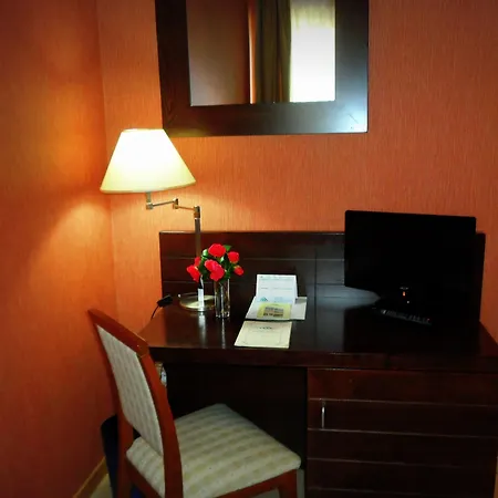 Hotel Diecimare 3*