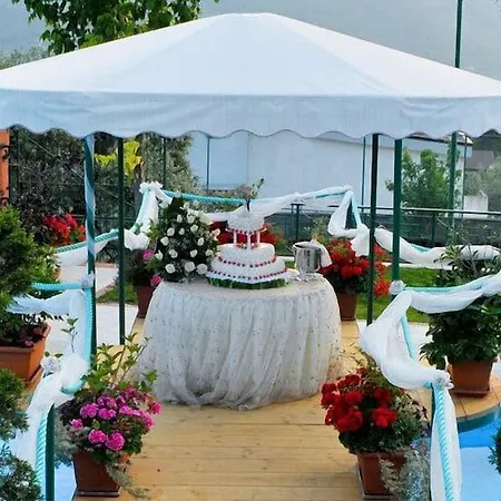 Diecimare Hotel