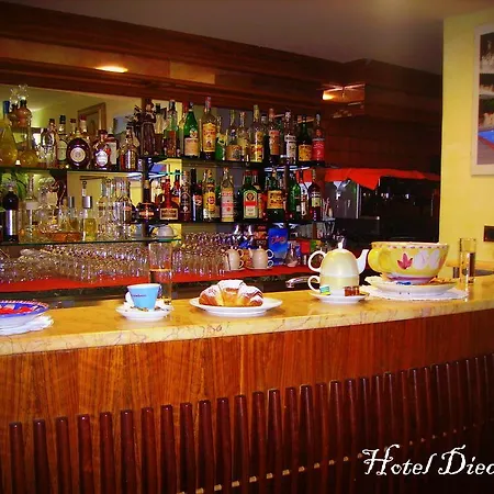 Diecimare Hotel 3*