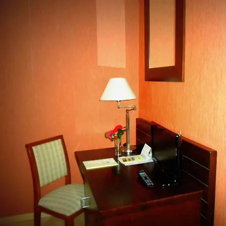 Hotel Diecimare 3*