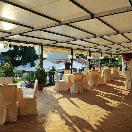 Hotel Diecimare 3*