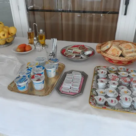 Diecimare Hotel